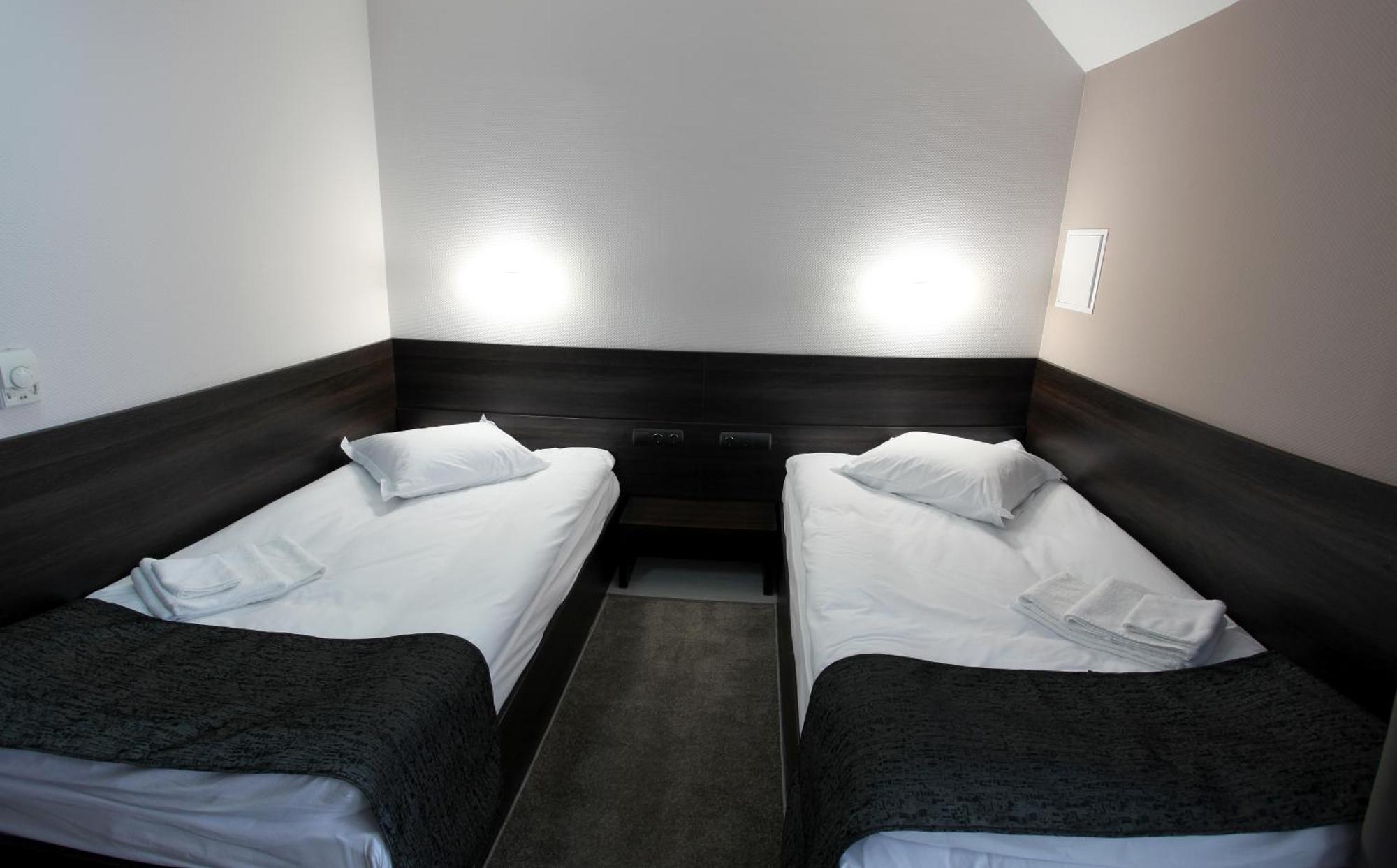 Hotel Idol Targovishte  Ngoại thất bức ảnh