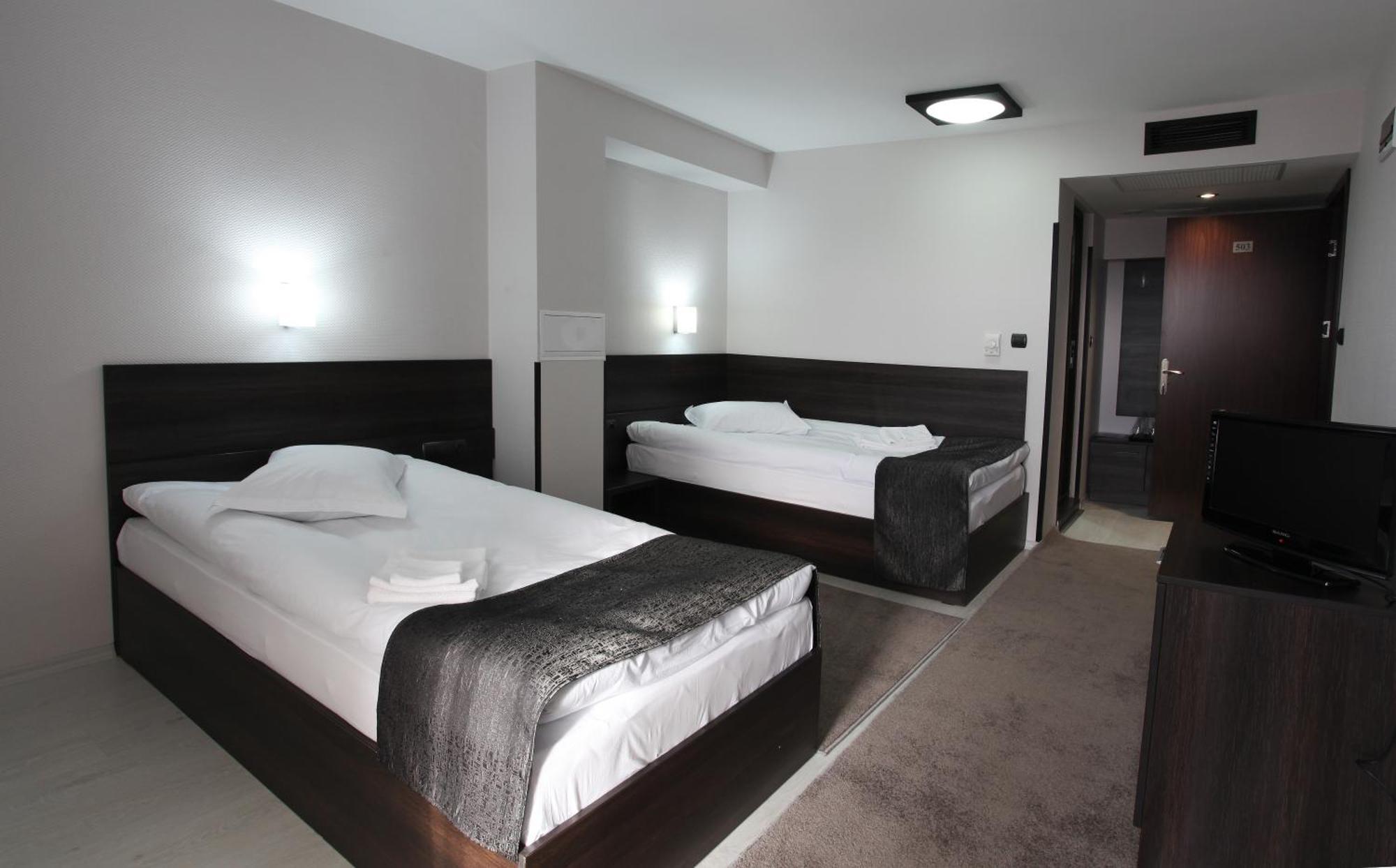 Hotel Idol Targovishte  Ngoại thất bức ảnh