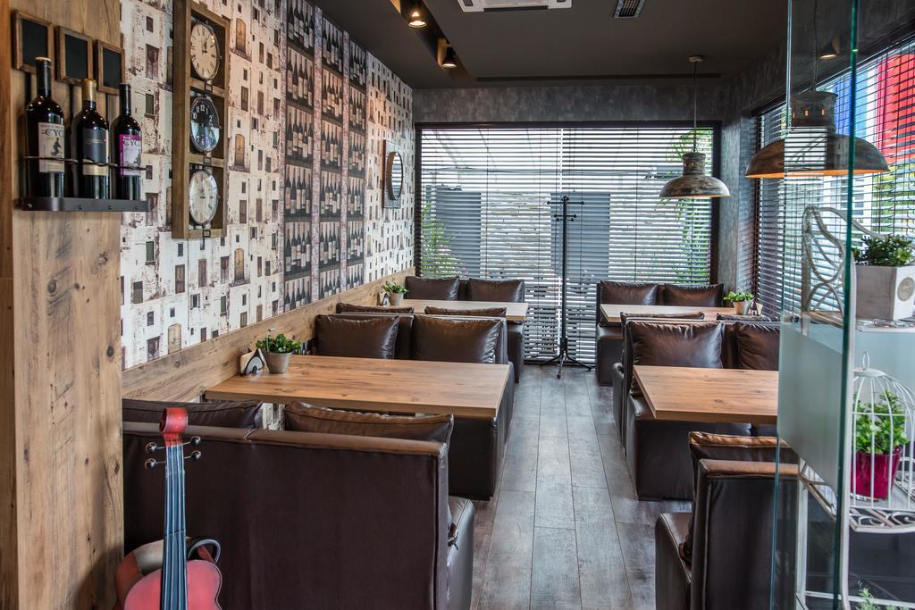 Hotel Idol Targovishte  Ngoại thất bức ảnh