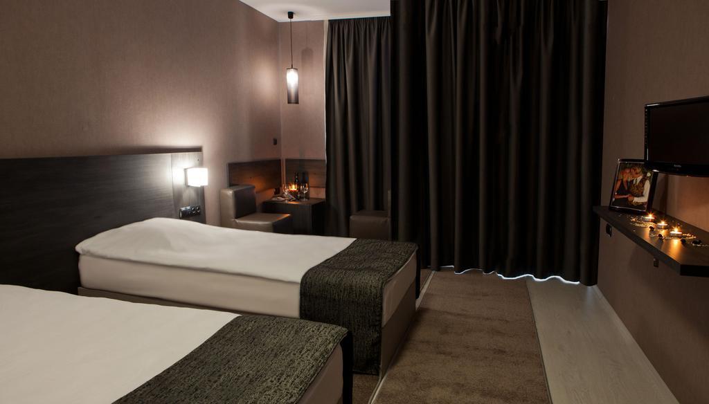Hotel Idol Targovishte  Ngoại thất bức ảnh