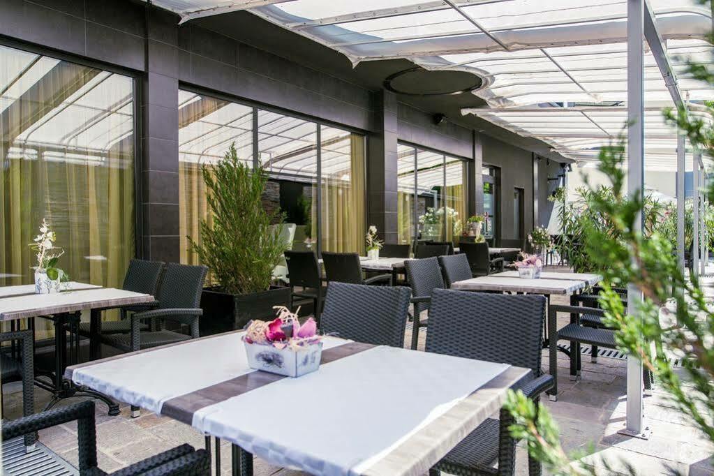 Hotel Idol Targovishte  Ngoại thất bức ảnh