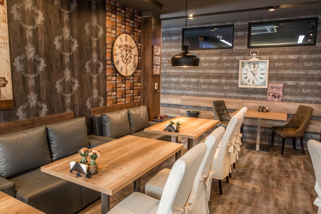 Hotel Idol Targovishte  Ngoại thất bức ảnh